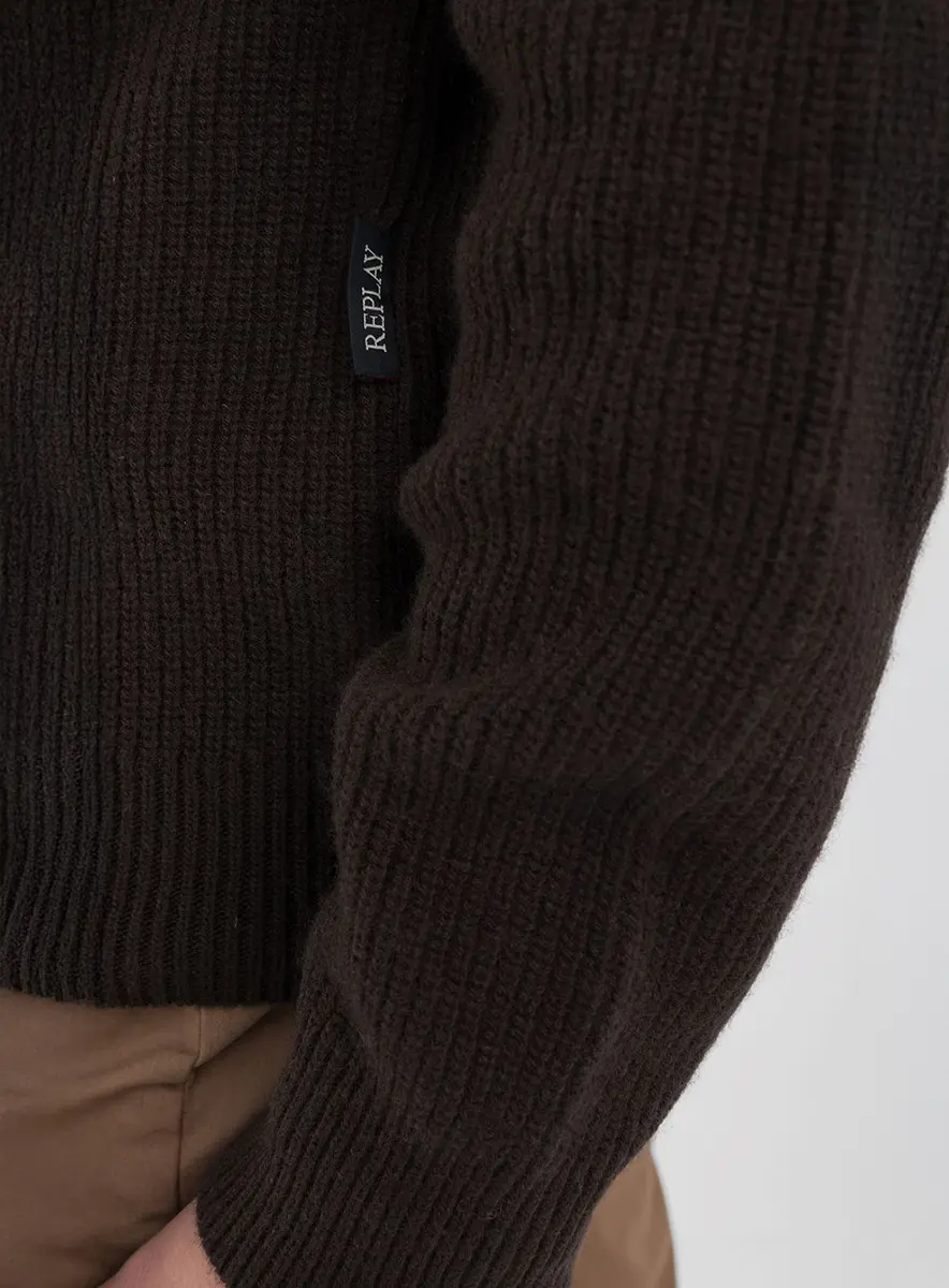 Suéter Masculino Canelado Gola Alta Marrom Espresso Lcecci
