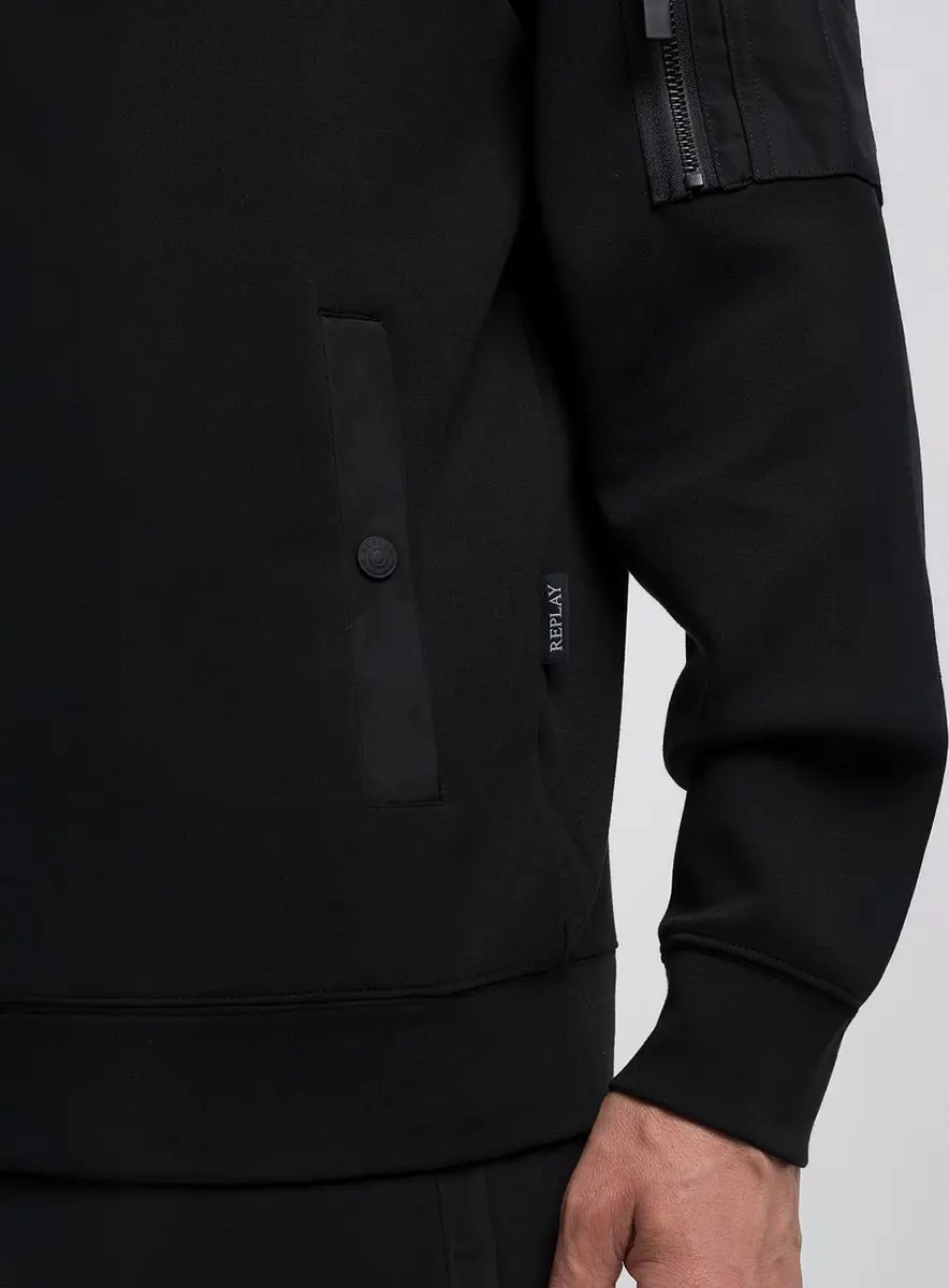 Jaqueta Masculina Corte Reto Com Capuz Preto Lcecci