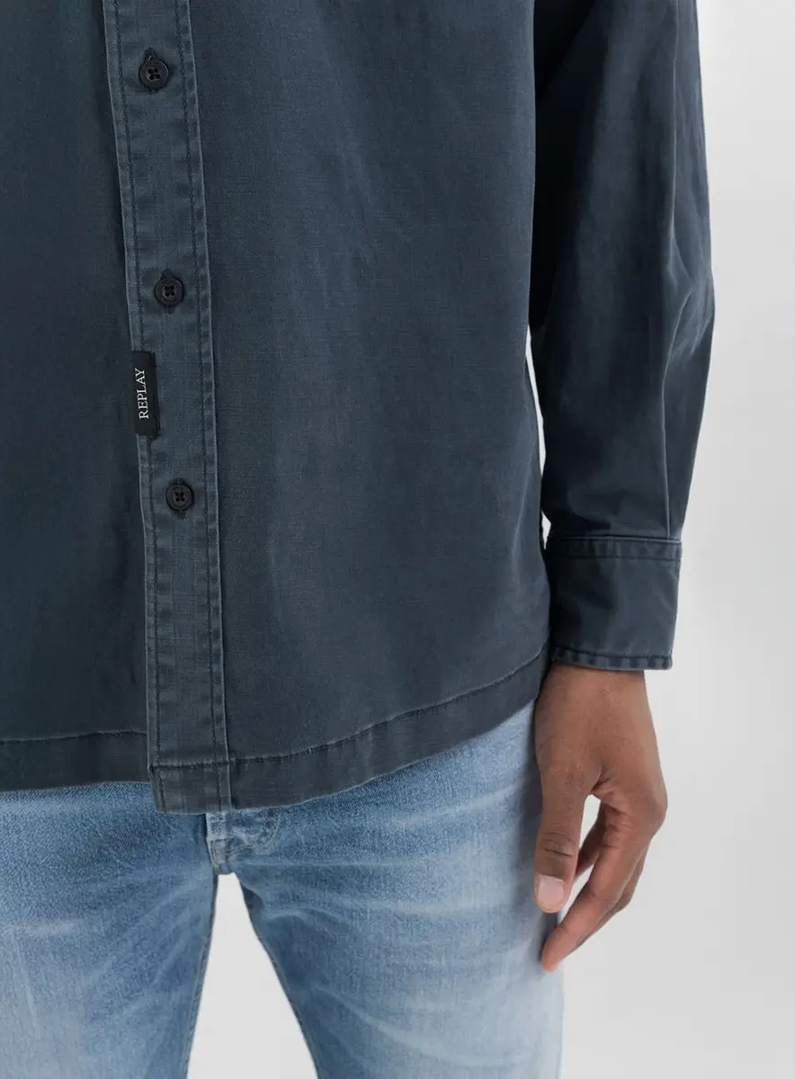 Camisa Manga Longa Reta E Bolsos Frontais Azul Lcecci