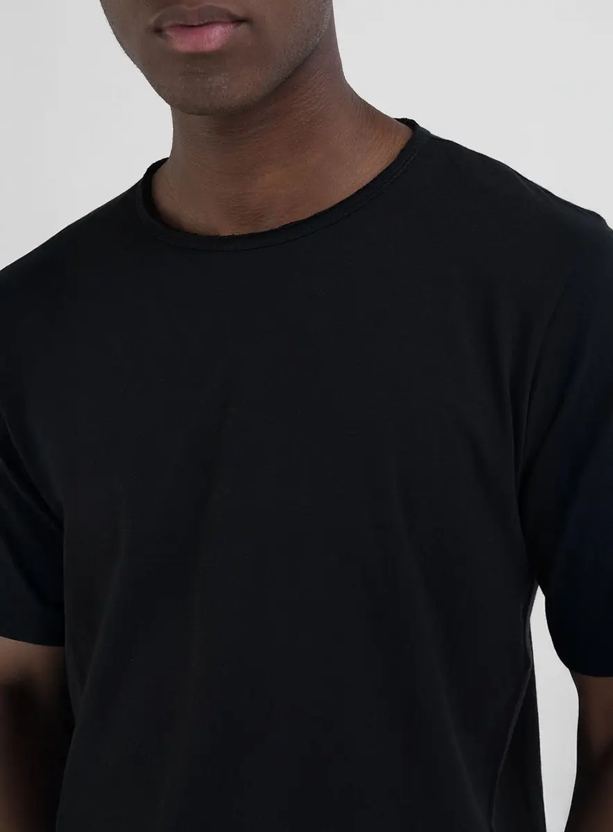 Camiseta Manga Longa Reta Preto Lcecci