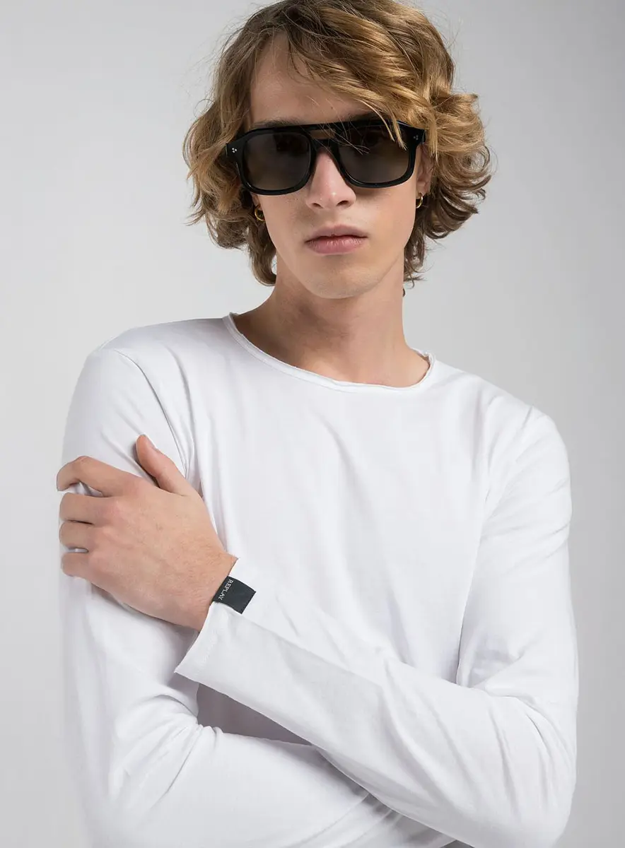 Camiseta Manga Longa Reta Preto Lcecci