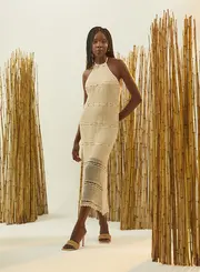 Vestido Midi Com Bordado Manual