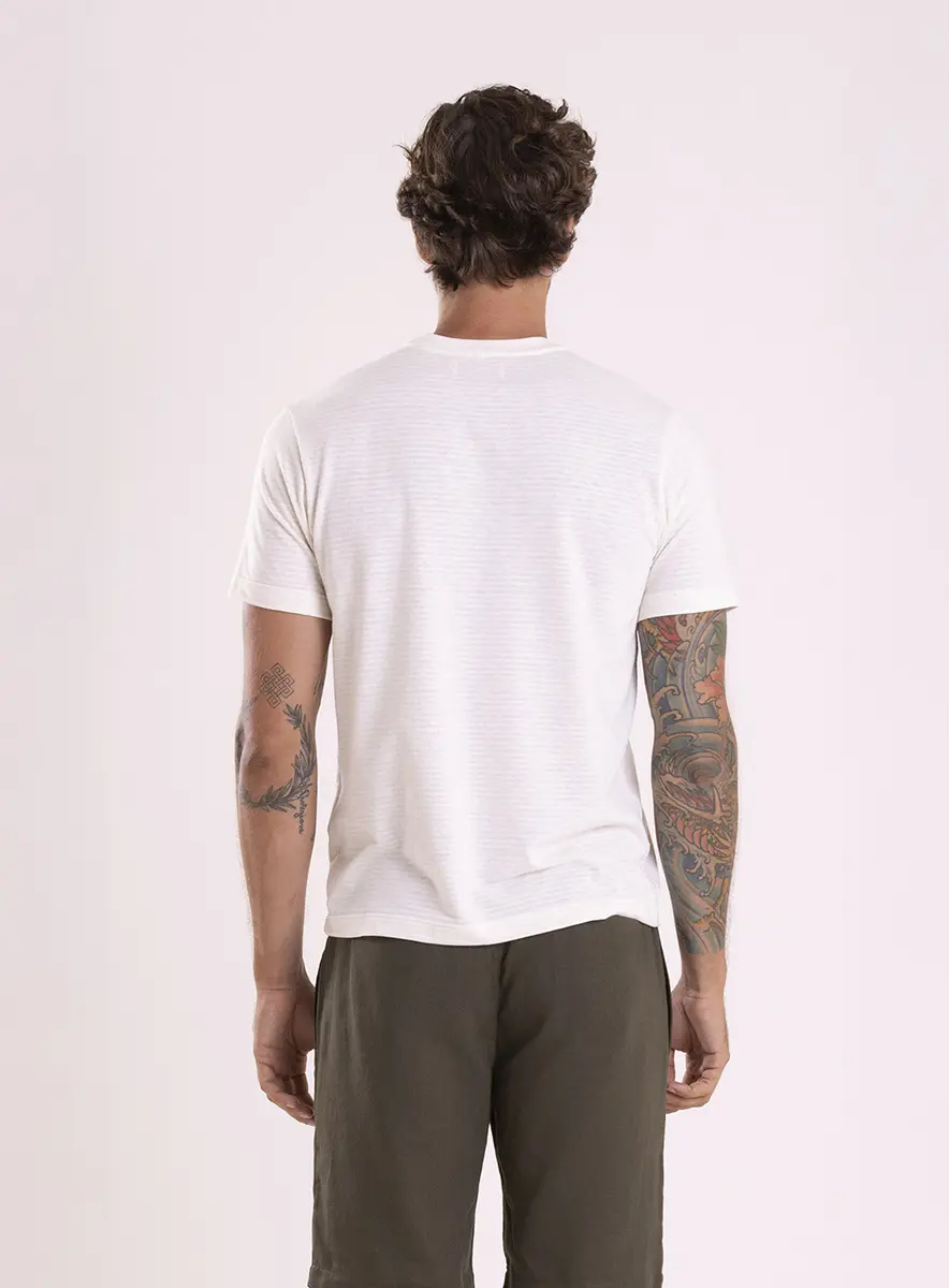 T-shirt Regular Listrada Com Bordado Bege Lcecci