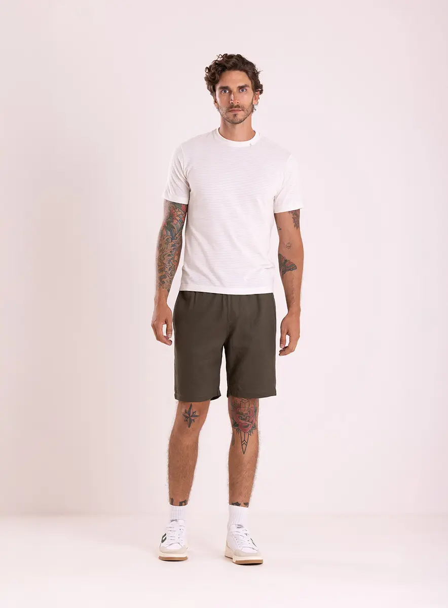 T-shirt Regular Listrada Com Bordado Bege Lcecci