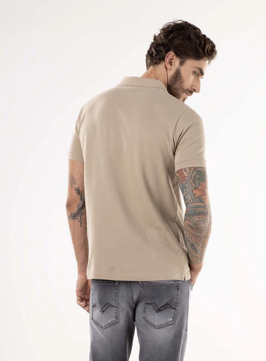 Polo Gola E Punhos Em Jacquard Bege Essencia Lcecci