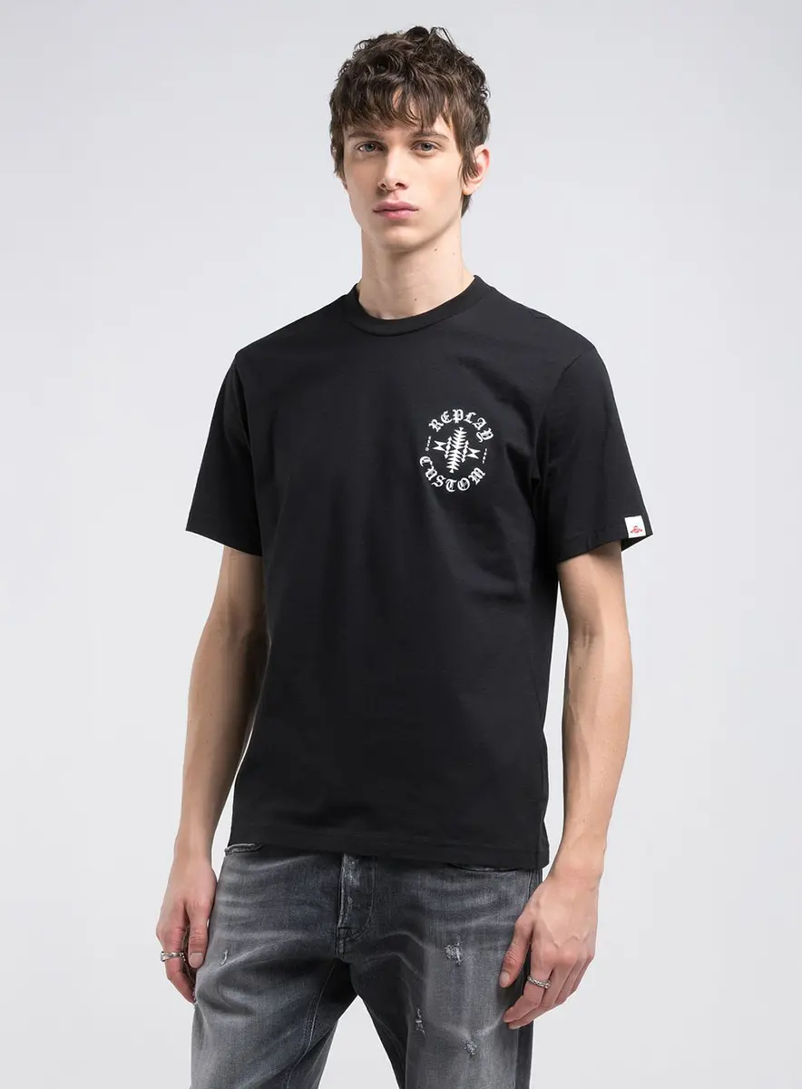 T-shirt Over Com Estampa Preto Lcecci
