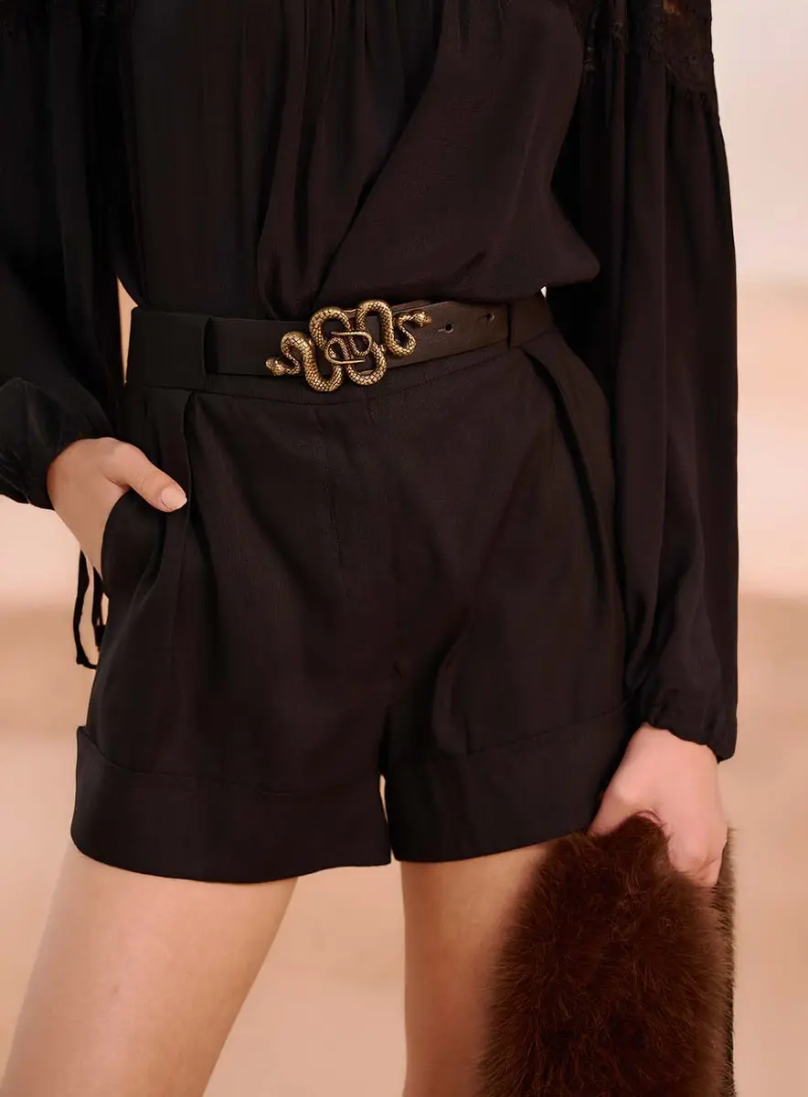 Short Feminino Alfaiataria Curto Basic Comfort Preto Souisy
