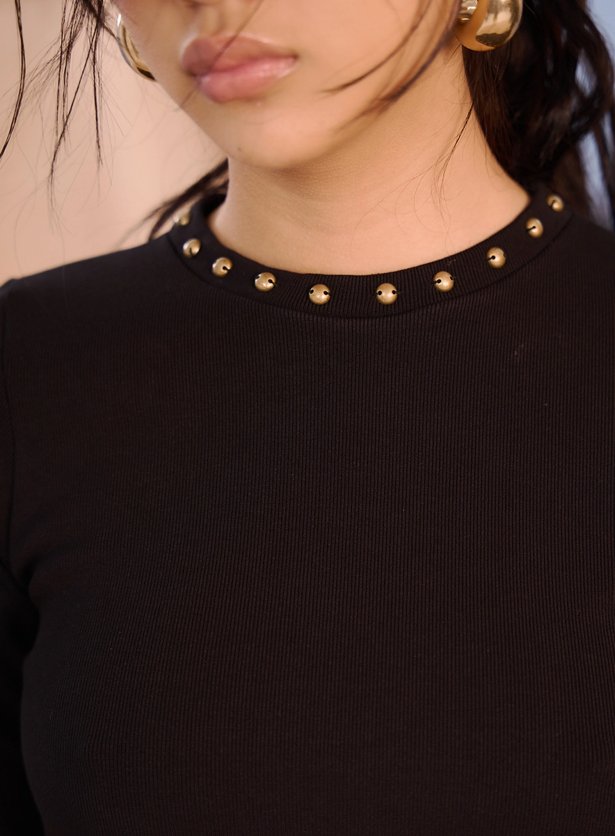 Blusa Com Bordado Manual Preto Souisy