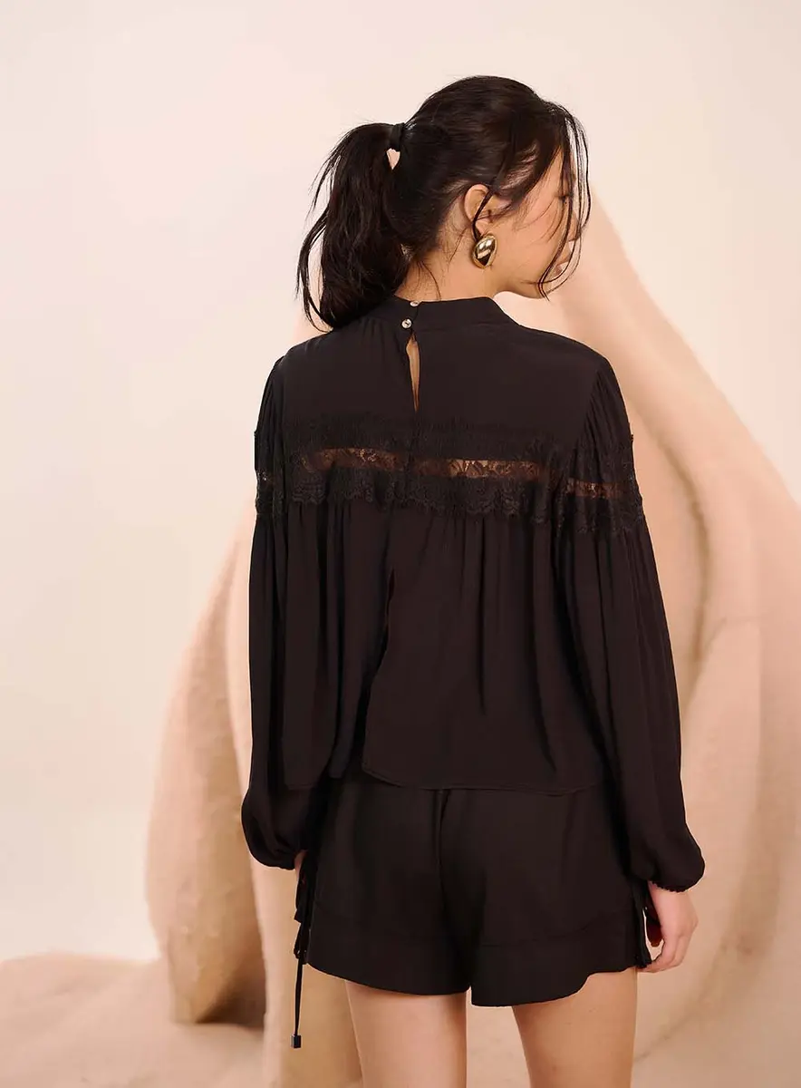 Blusa Noite Encantada Preto Souisy