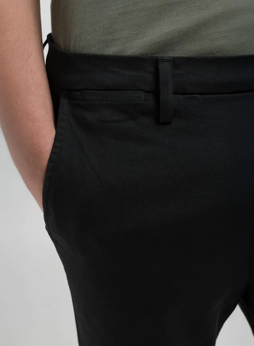 Calça Zeumar Chino Skinny Índigo Preto Lcecci