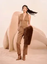 Calça Alfaiataria Com Xadrez Discreto