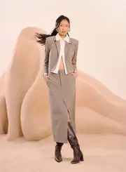 Blazer Cropped Alfaiataria Risca Clássica