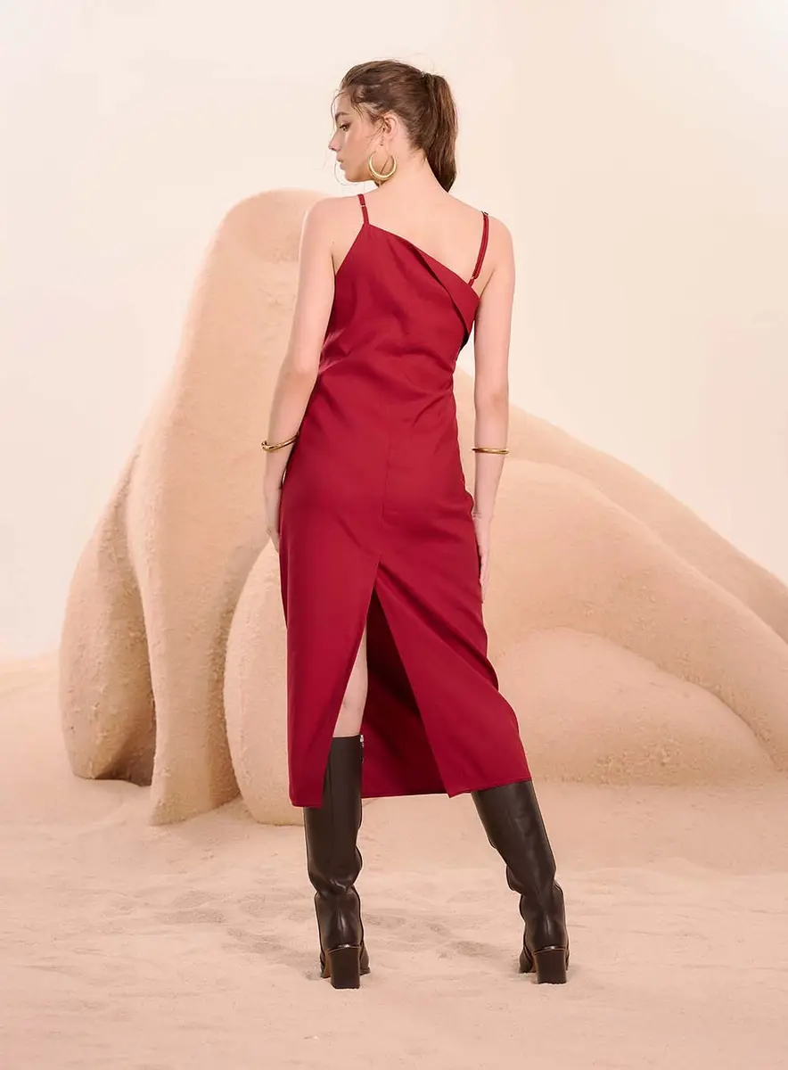 Vestido Midi Assimétrico Com Toque De Fenda Vermelho Souisy