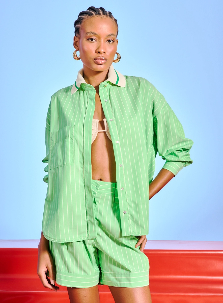 Camisa Feminina Listrada Com Bolso Estampados Souisy