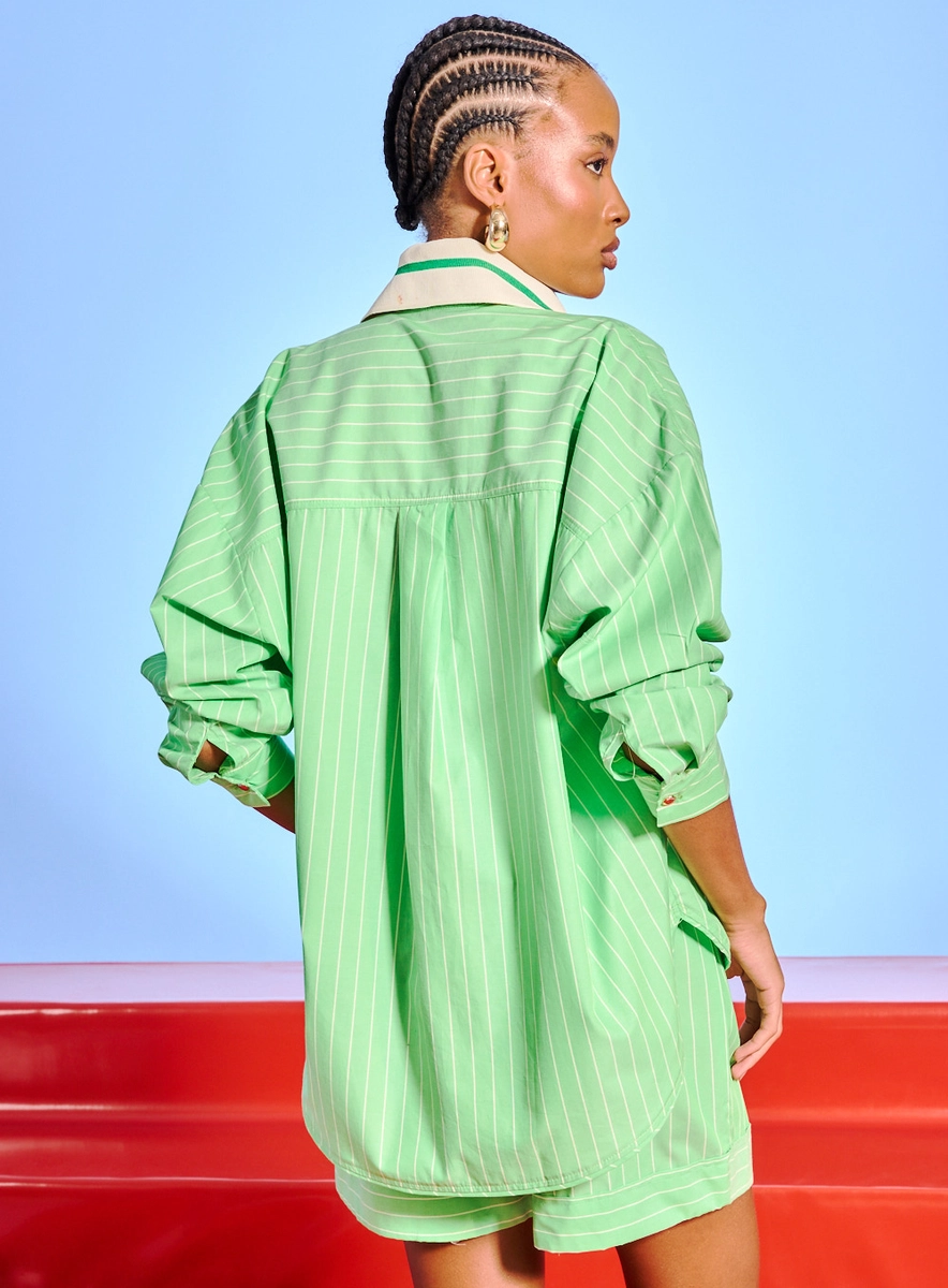 Camisa Feminina Listrada Com Bolso Estampados Souisy