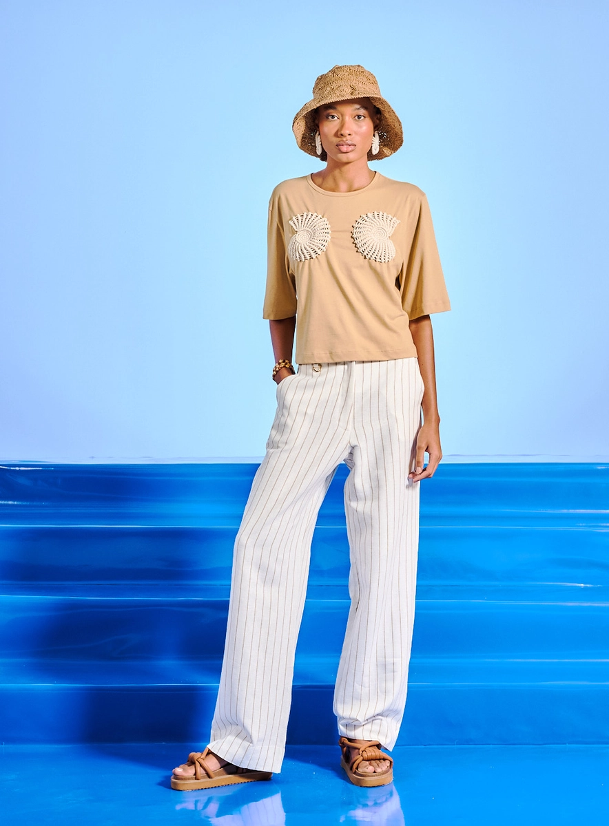 Blusa Feminina Malha Pima Bordada Bege Souisy