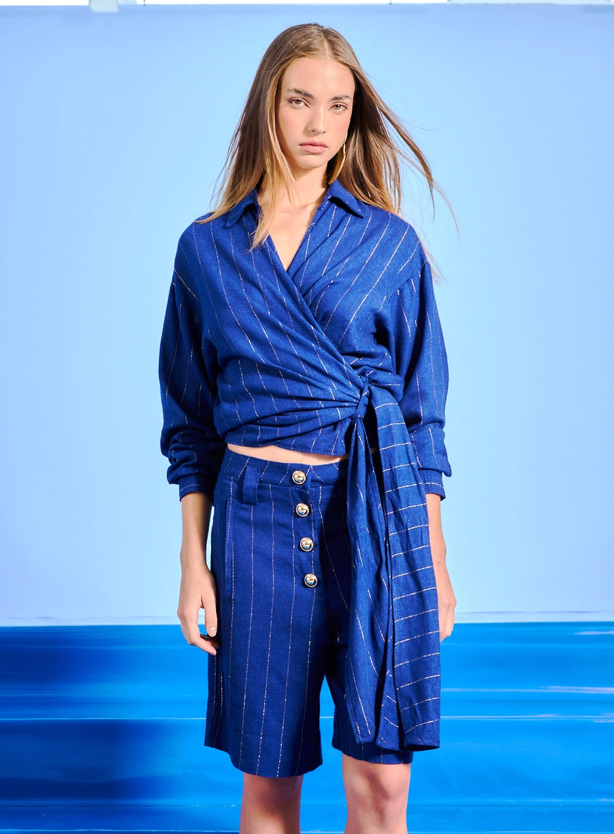 Blusa Feminina Transpassado com Amarração Listrada Blusa - Main Image