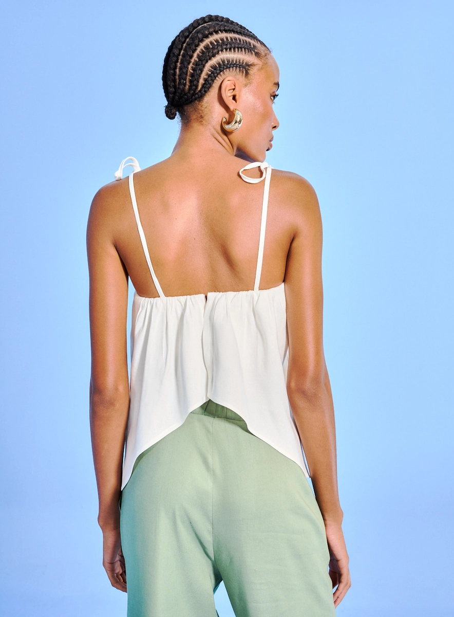 Blusa Feminina Alça Fina Com Pingente E Amarração Off Shell Souisy