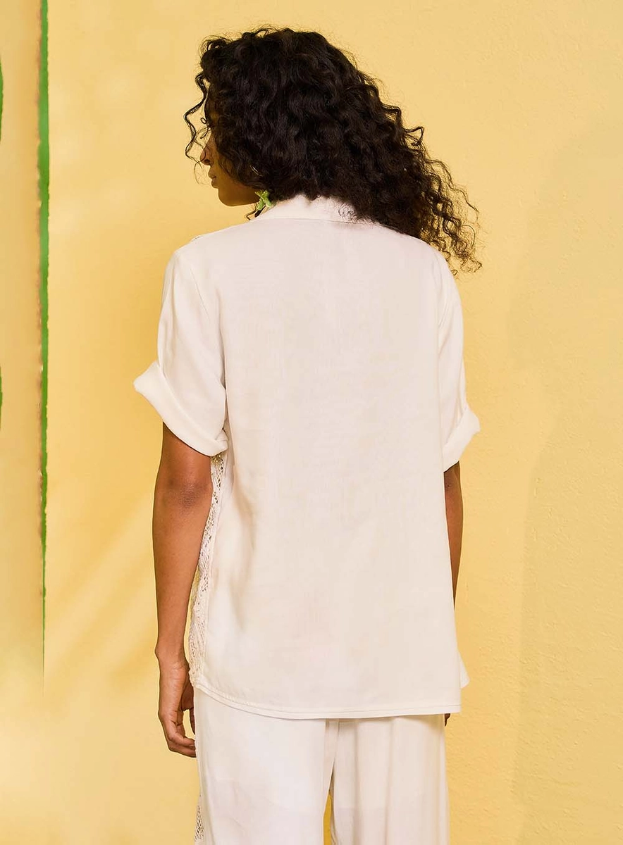 Camisa Rendada Manga Curta Off Shell Souisy