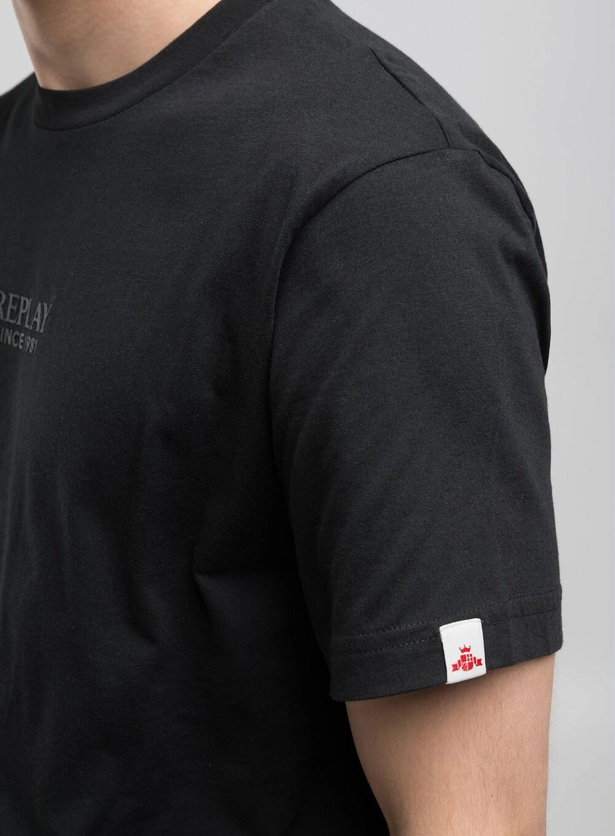 T-shirt Com Estampa Centro Preto Lcecci