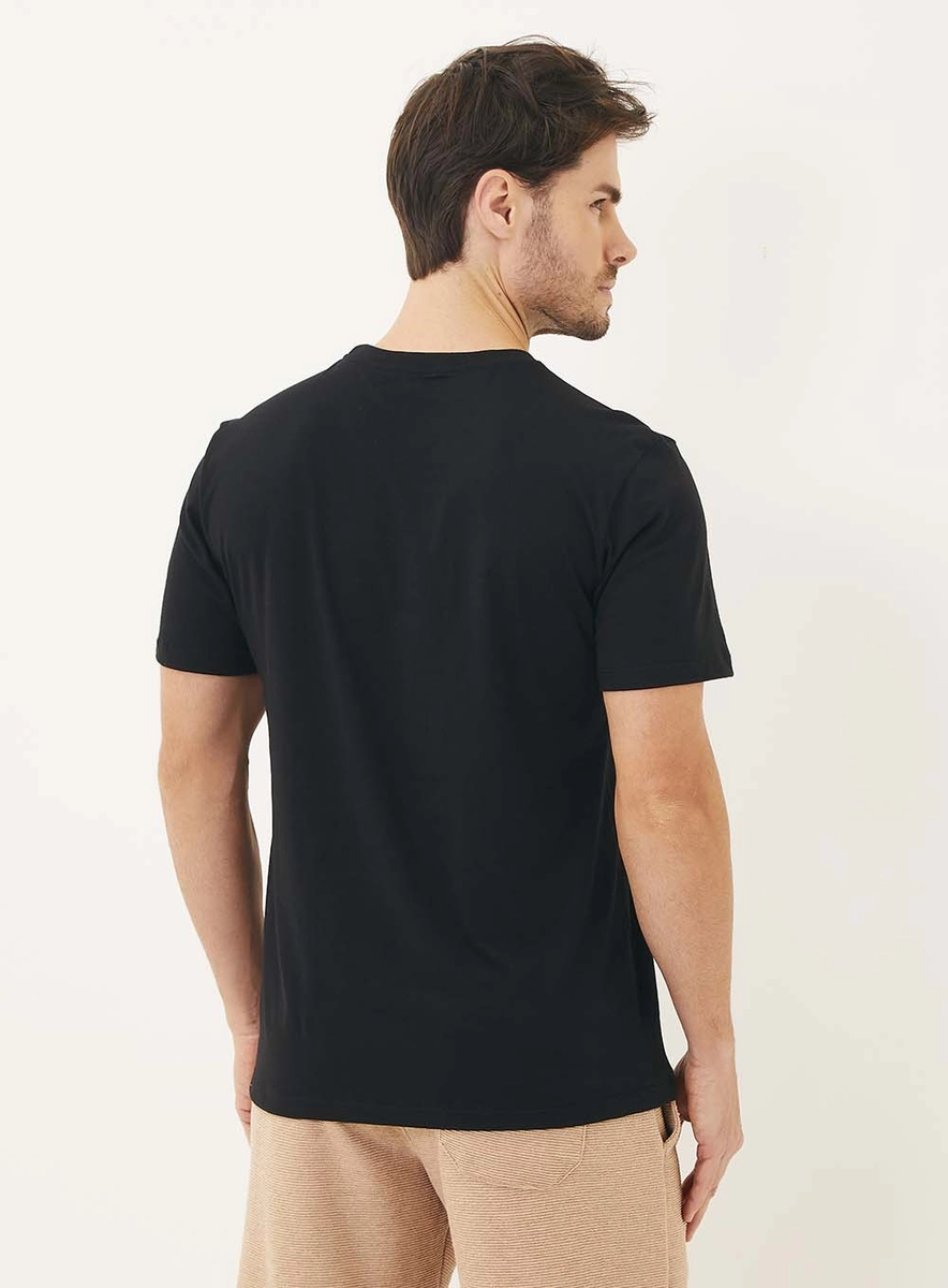 Camiseta Com Logo Frontal Preto Lcecci