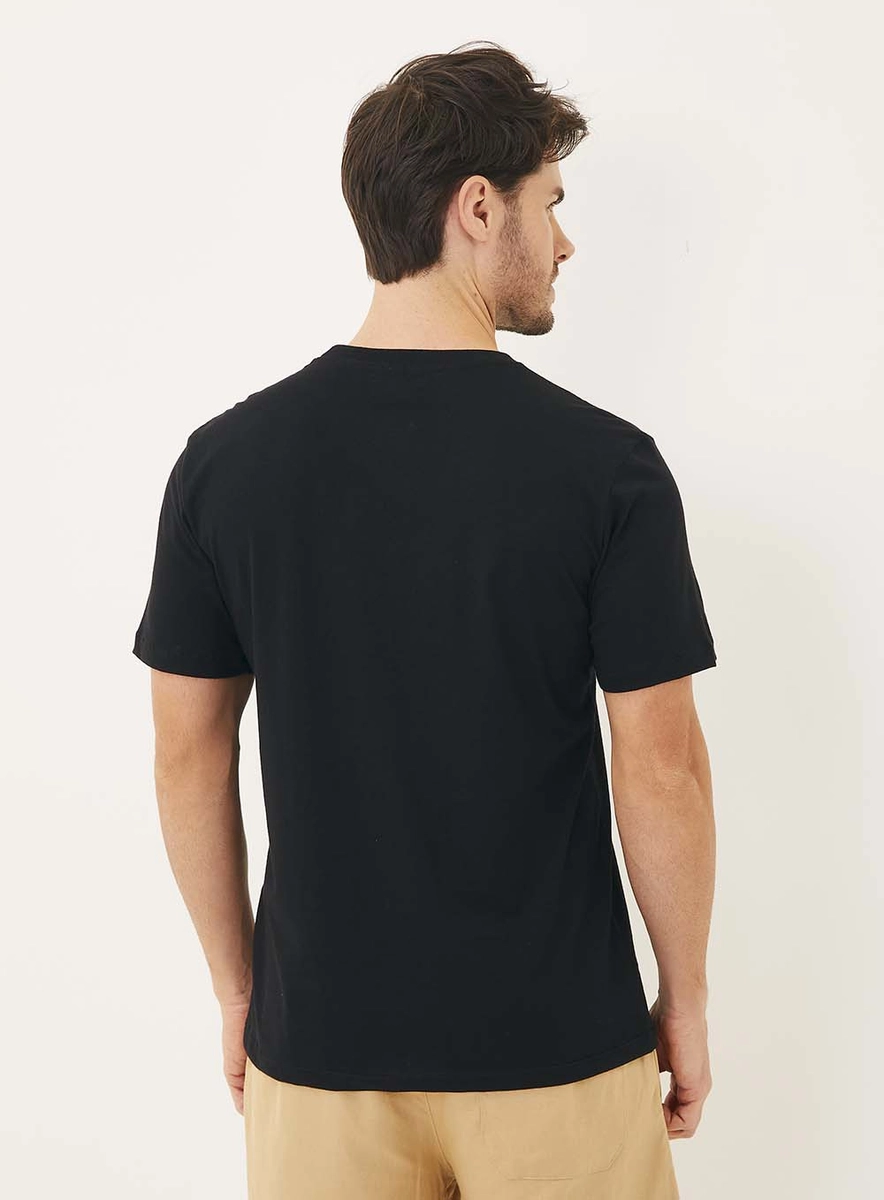 Camiseta Masculina Regular Com Detalhe Logo Preto Lcecci