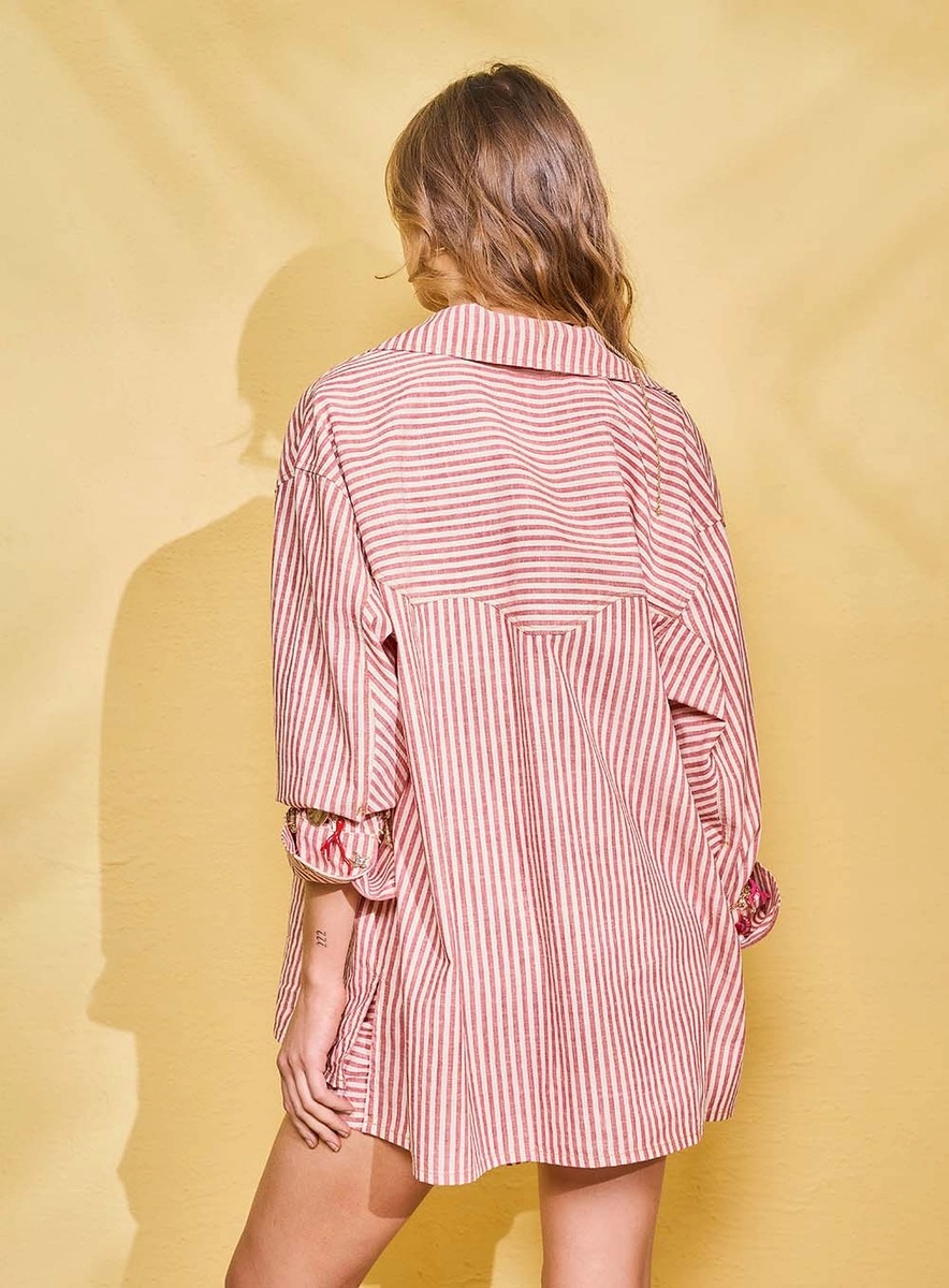 Camisa Comfort Estampada Com Detalhes Estampados Souisy