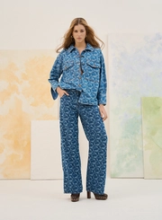 Calça Jeans Estampada Reta De Cintura Média