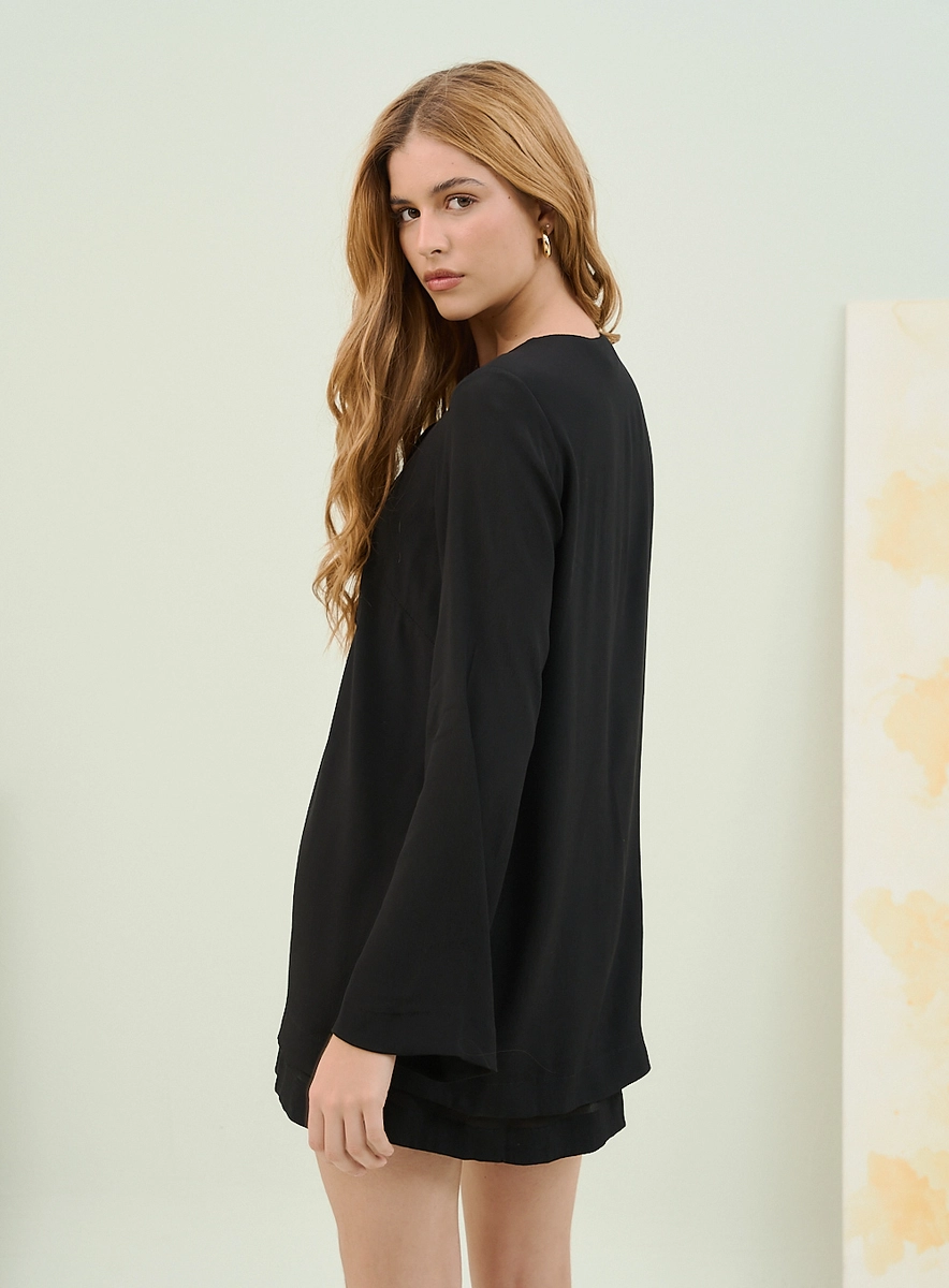 Vestido Curto Com Decote Profundo Trançado Preto Souisy