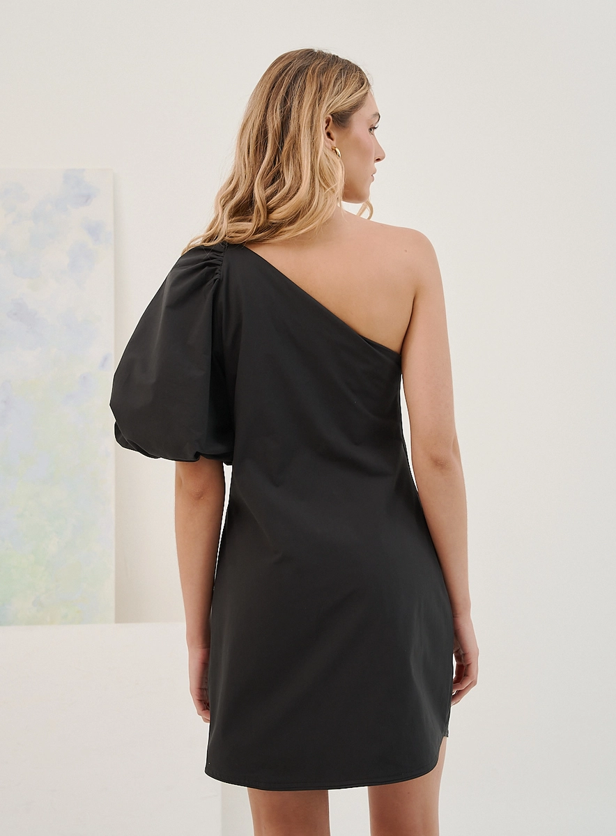 Vestido Curto Com Uma Manga Bufante Preto Souisy