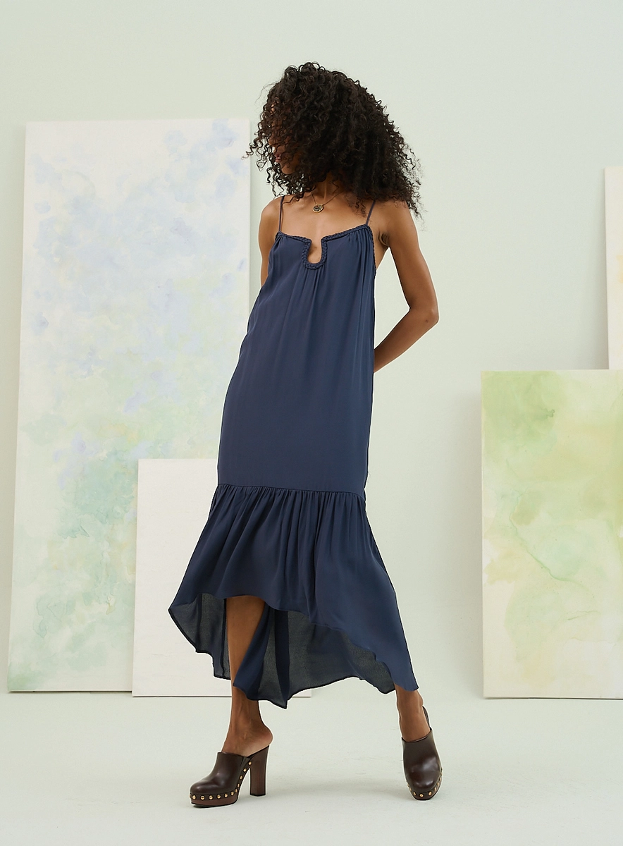 Vestido Basic Comfort Com Alças Finas E Decote U Azul Souisy