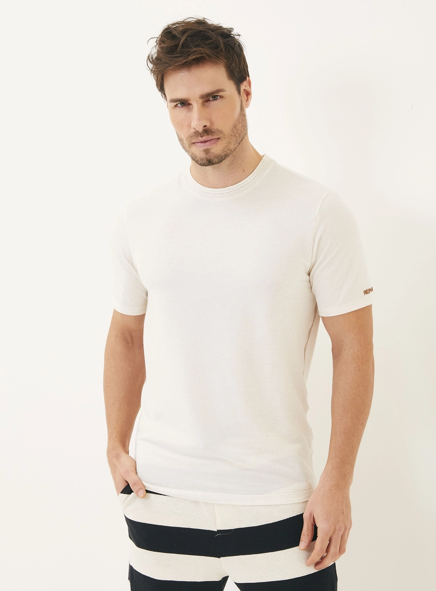 Camiseta Be Basic Off Lcecci