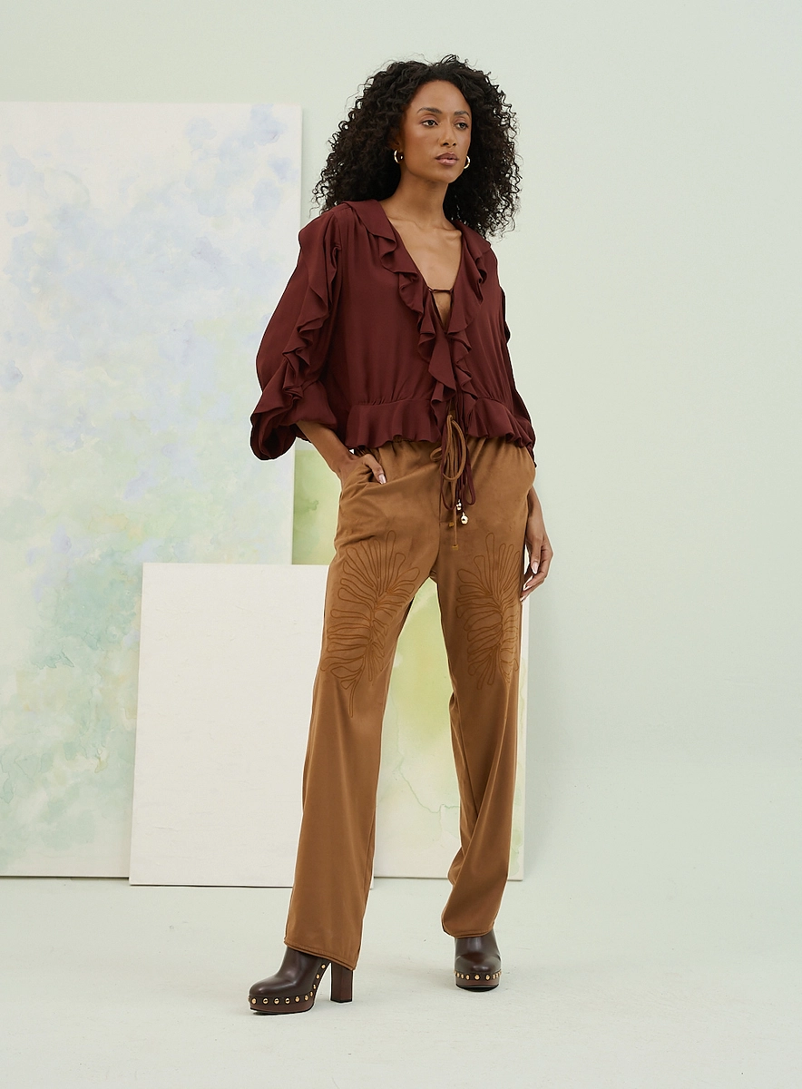 Blusa Feminina Basic Comfort Com Decote V Profundo Marrom Souisy
