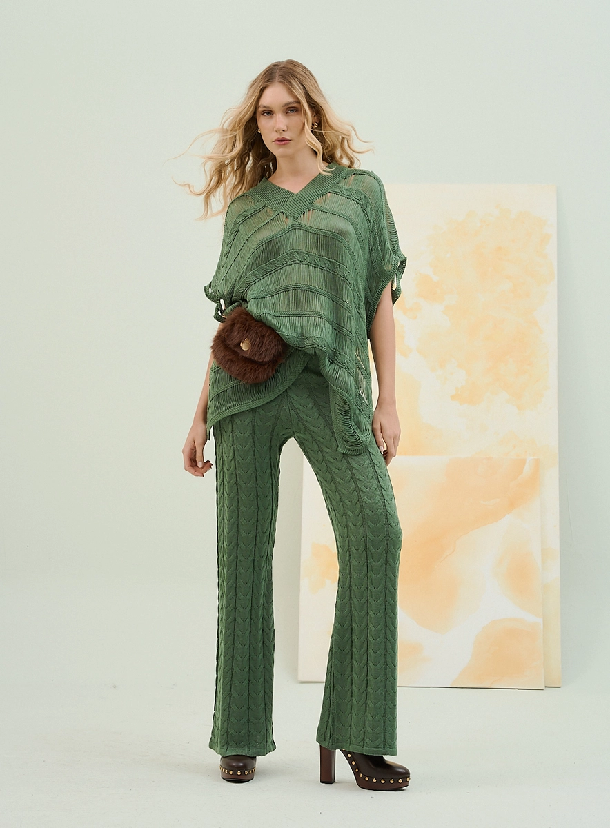 Blusa Basic Comfort Assimétrica Em Tricot Vazado Verde Souisy