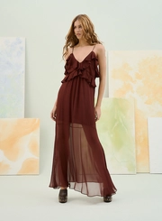 Vestido Com Babados E Com Transparência Na Barra