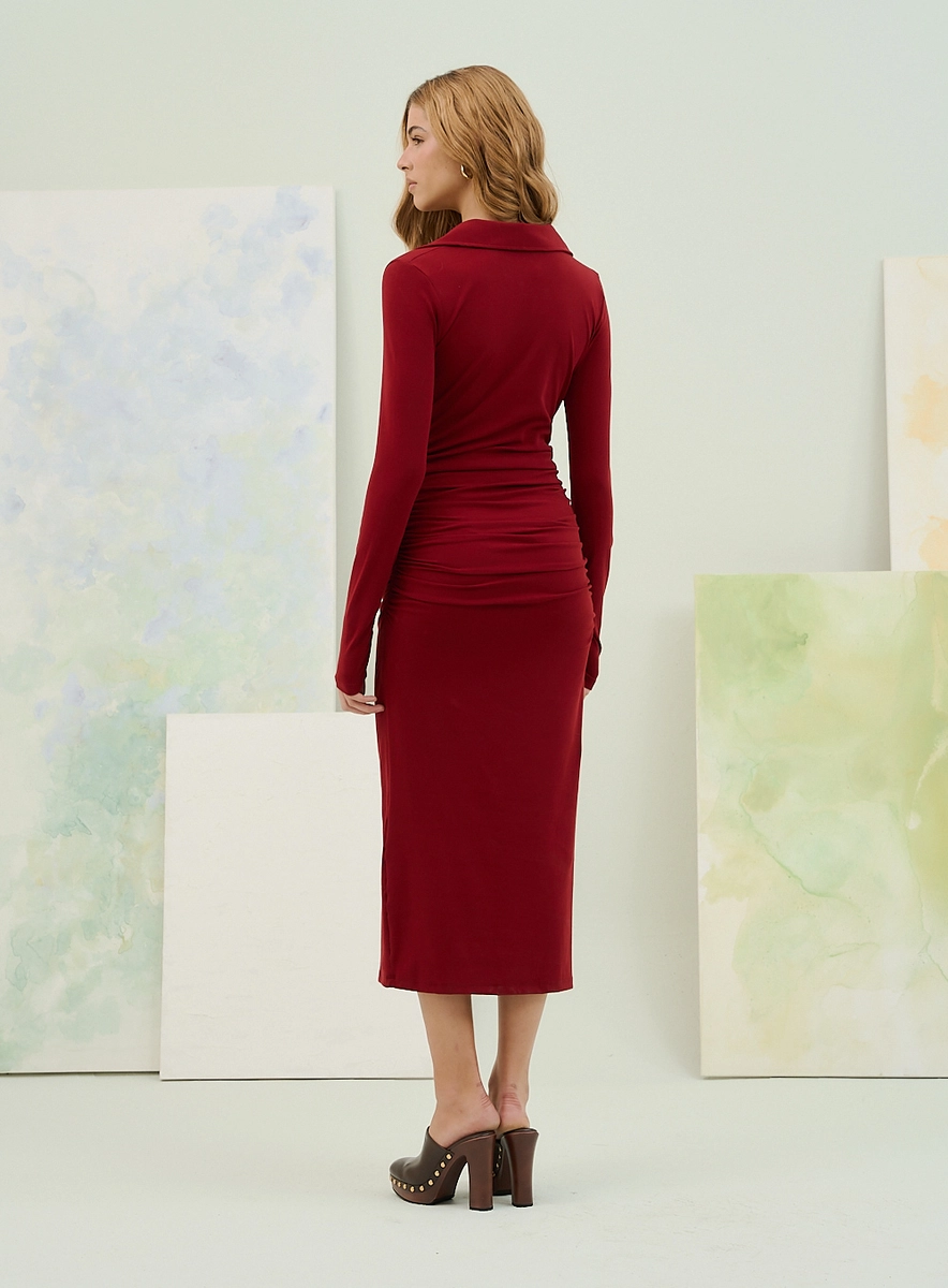 Vestido Midi Com Gola Polo E Manga Longa Bordô Souisy