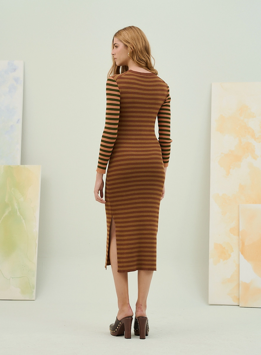 Vestido Midi Listrado Com Manga Longa Estampados Souisy