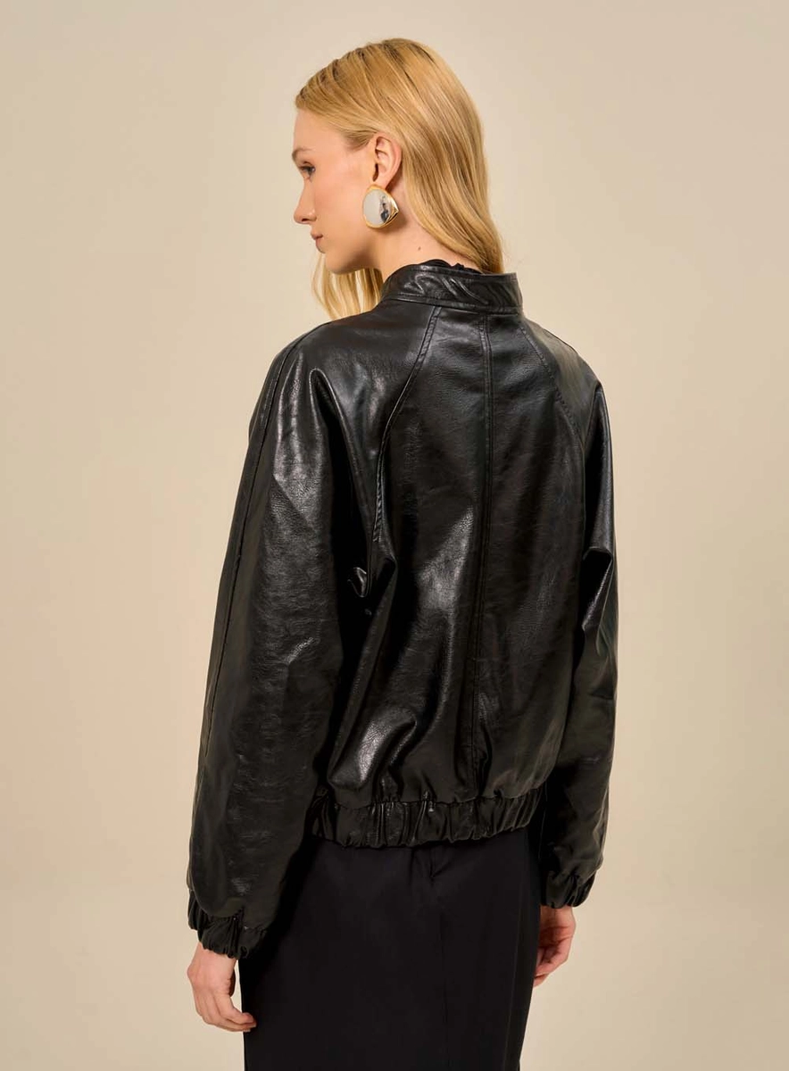 Jaqueta Feminina Bomber Em Pu Preto Souisy