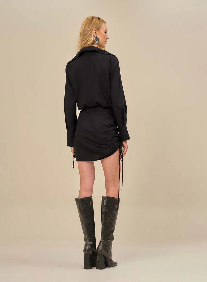 Vestido Curto Com Franzido Lateral Preto Souisy