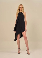 Vestido Curto Com Decote Halter