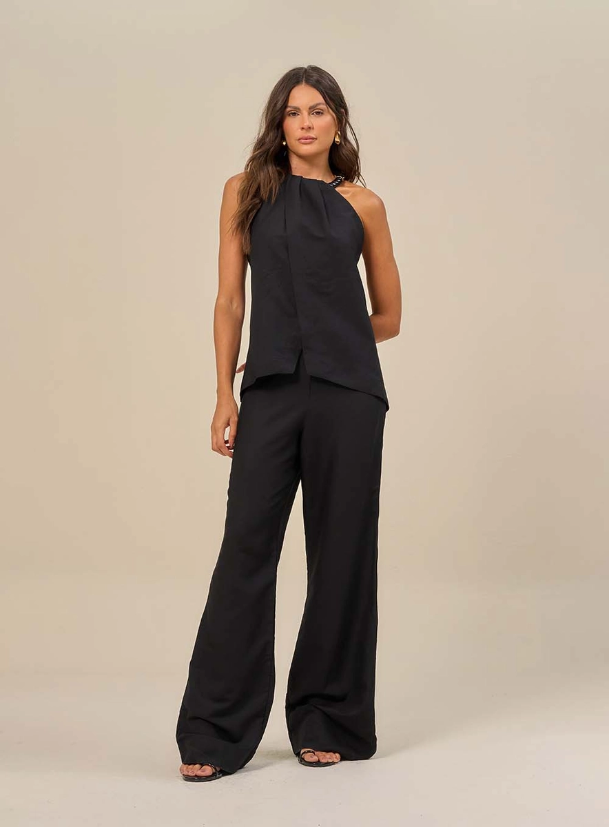 Macacão Halter Pantalona Preto Souisy