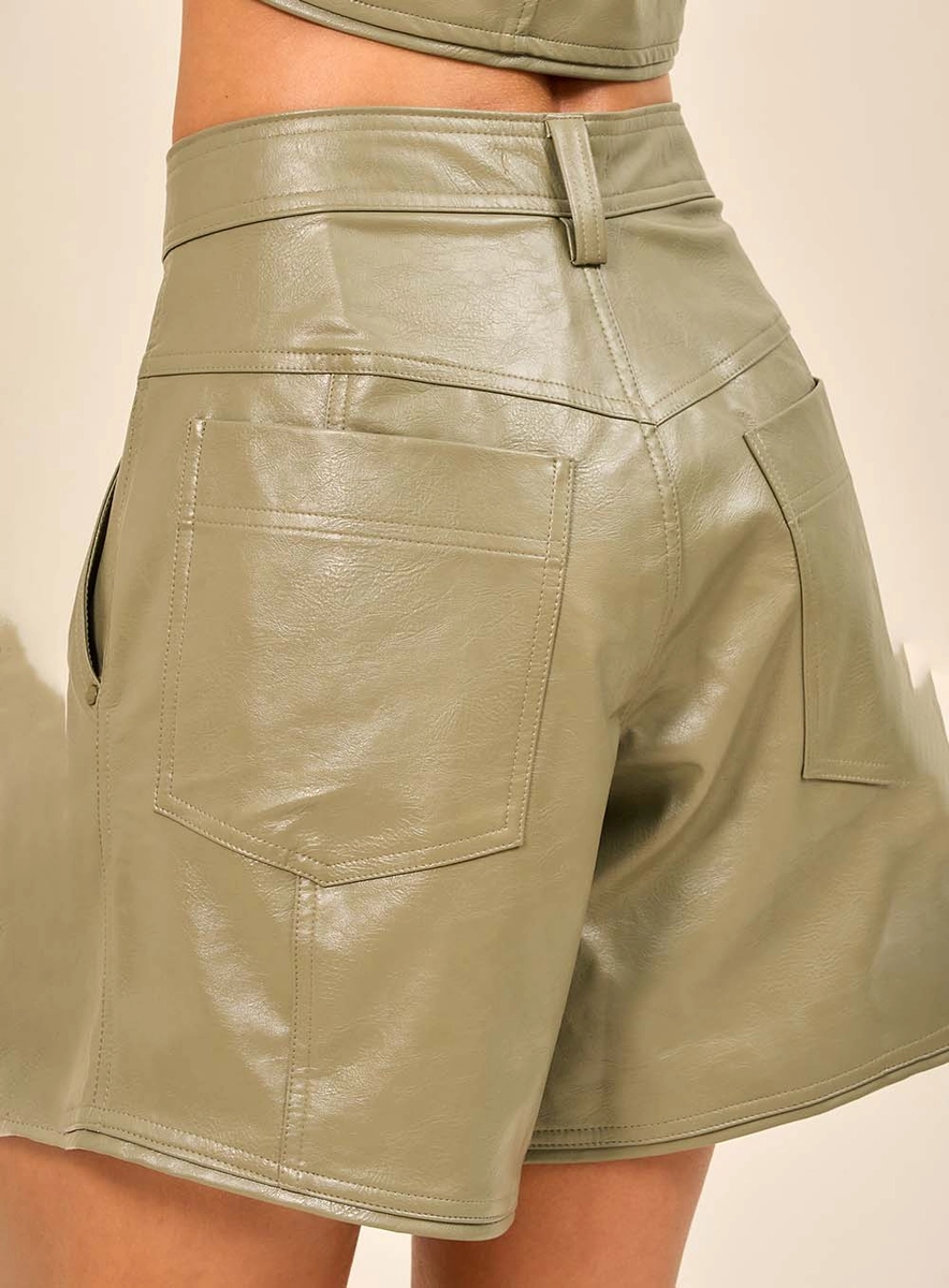 Short Com Cintura Alta Em Pu Verde Souisy
