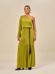 Vestido Longo Com Uma Manga Ampla