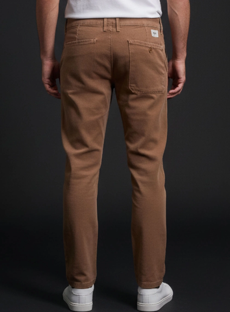Calça Sarja Alfaiataria Chino Masculina Marrom Replay