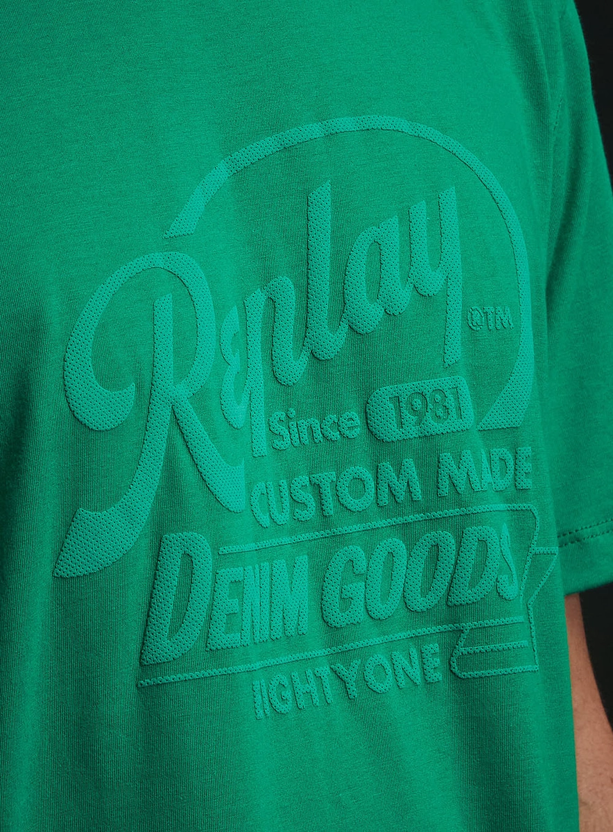 Camiseta Regular Com Detalhe Em Relevo Verde Lcecci