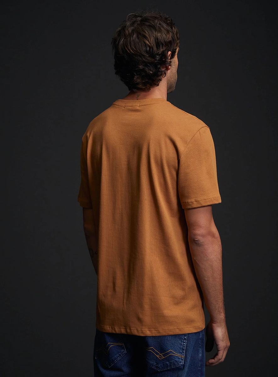 Camiseta Regular Com Detalhe Frontal Marrom Replay