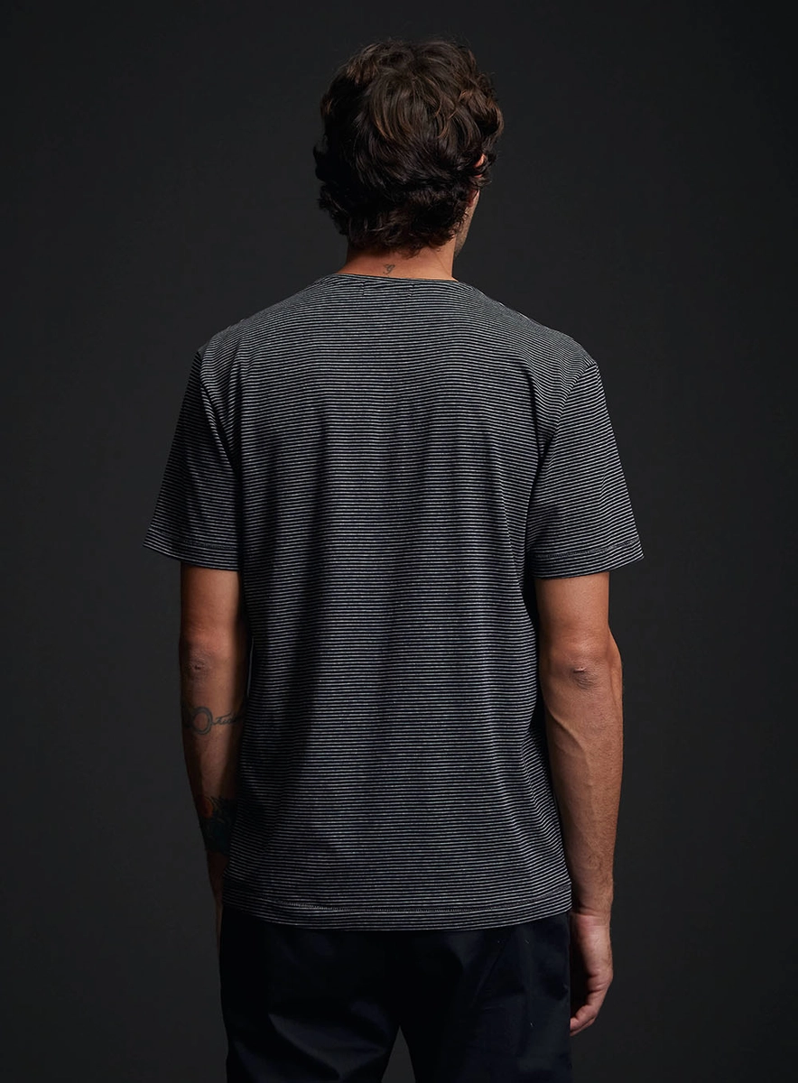 Camiseta Masculina Regular Listrada Estampados Replay