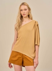 Blusa Feminina Assimétrica Com Drapeado