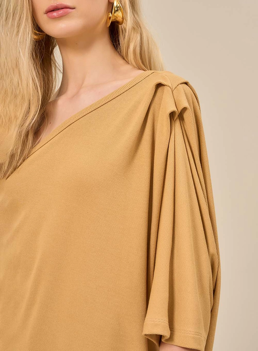 Blusa Feminina Assimétrica Com Drapeado Bege Souisy