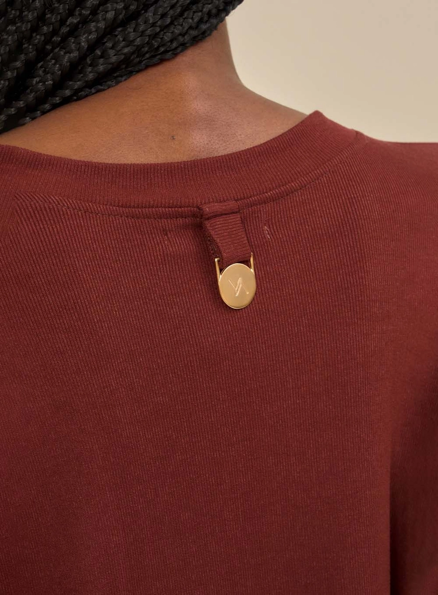 Blusa Feminina Assimétrica Com Barra Alongada Marrom Souisy